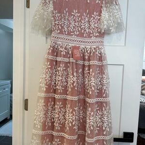 Ivy City Co Pink and White Lace Midi Dress
